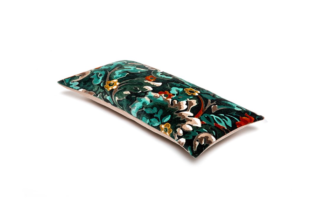 MrsMe Wonderlust cushion Fleur Viper Green productoverview